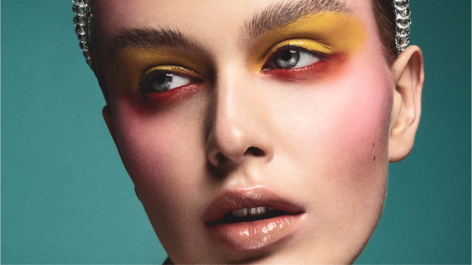 What is Editorial Makeup? - Makeup Analysis